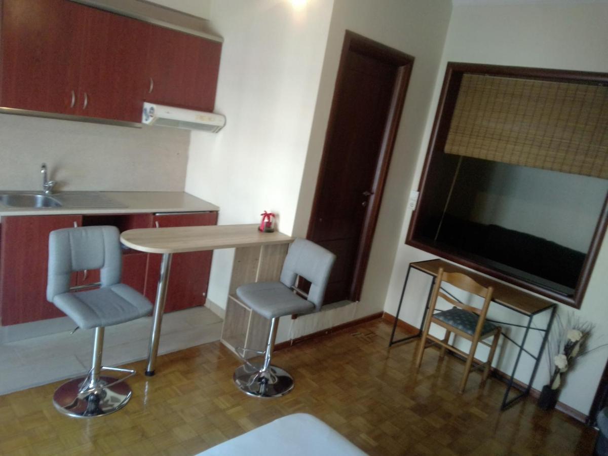 Saki'S Apartment 4Th Floor Кавала Екстериор снимка
